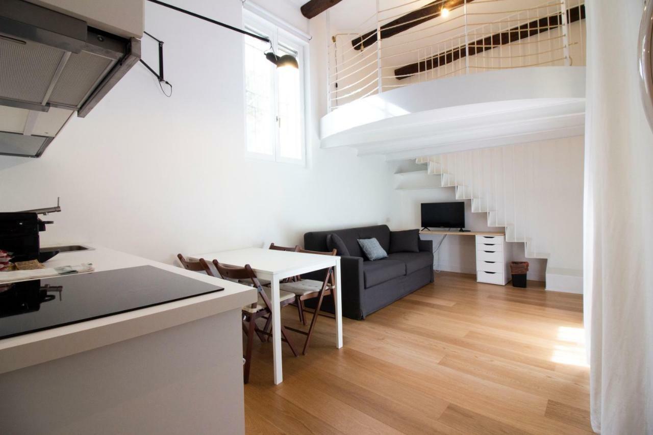Sant'Andrea Cozy Apartment Milan Exterior photo